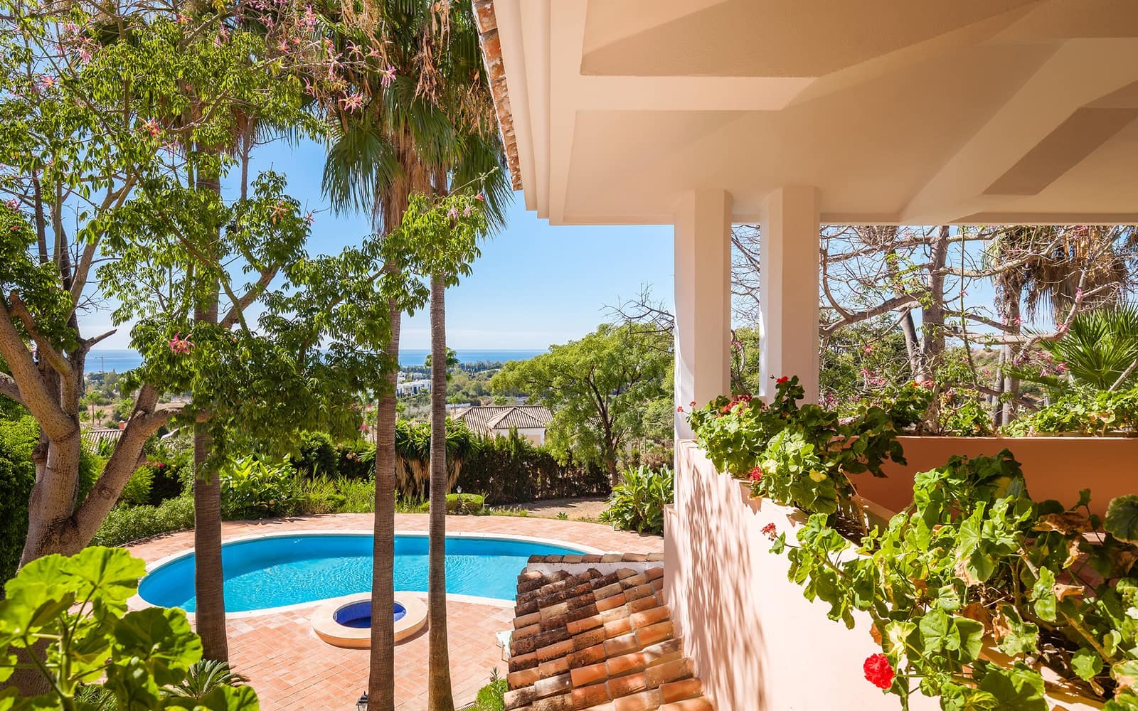 20 bedroom Villa for sale in Marbella with pool garage - € 19,995,000 (Ref: 9494789)