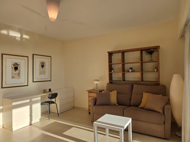 Studio til salgs i Marbella med svømmebasseng garasje - € 320 000 (Ref: 9494792)