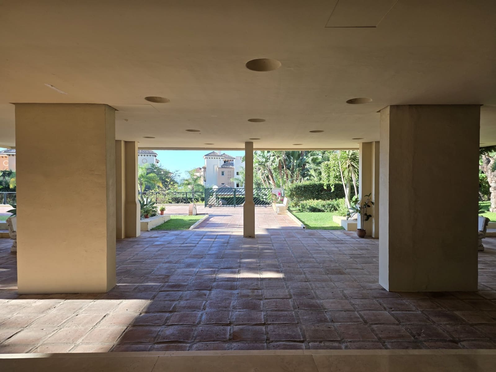 Studio à vendre à Marbella avec piscine garage - 320 000 € (Ref: 9494792)