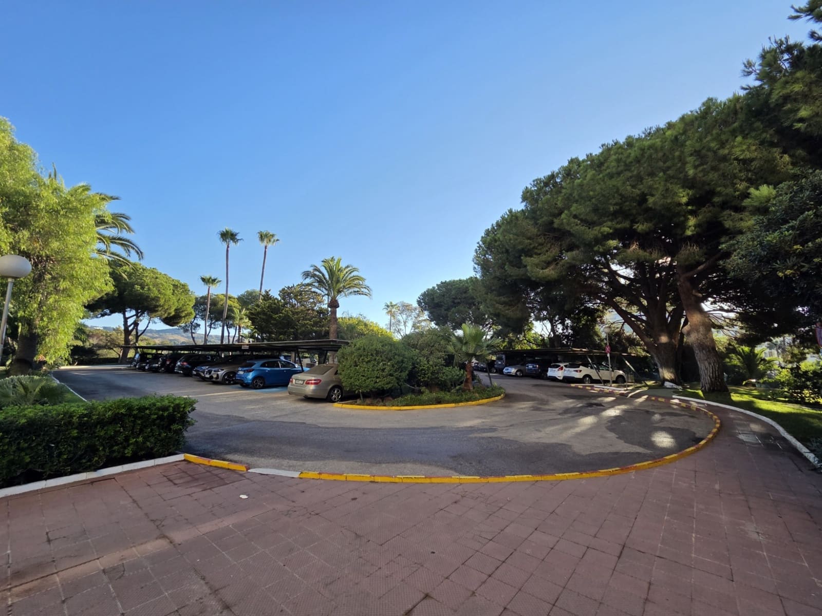 Studio à vendre à Marbella avec piscine garage - 320 000 € (Ref: 9494792)