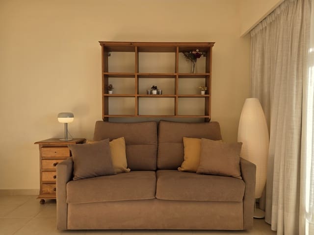 Studio til salgs i Marbella med svømmebasseng garasje - € 320 000 (Ref: 9494792)