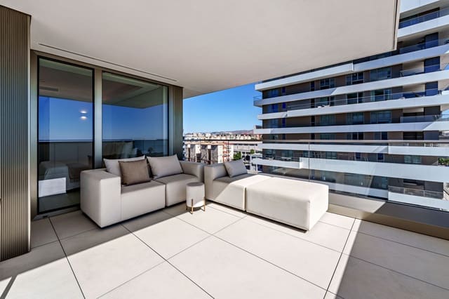 2 slaapkamer Appartement te koop in Pacifico, Málaga stad met zwembad garage - € 1.550.000 (Ref: 9494802)