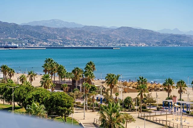 2 slaapkamer Appartement te koop in Pacifico, Málaga stad met zwembad garage - € 1.550.000 (Ref: 9494802)