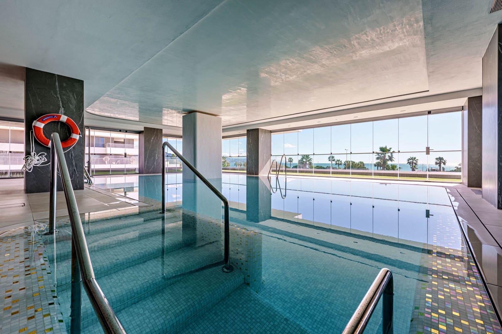 2 soveværelse Lejlighed til salg i Malaga by med swimmingpool garage - € 1.495.000 (Ref: 9494802)