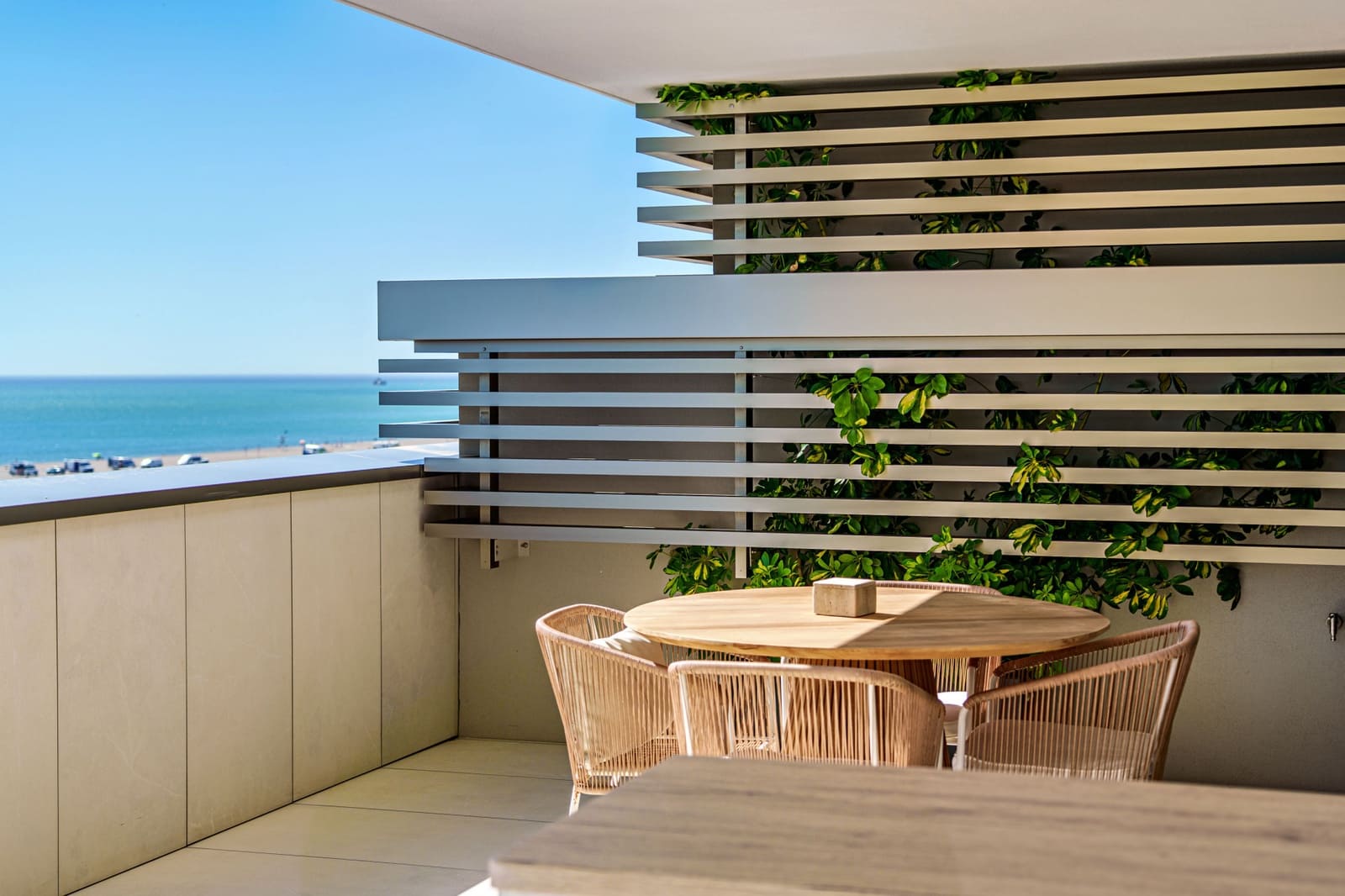 2 soveværelse Lejlighed til salg i Malaga by med swimmingpool garage - € 1.495.000 (Ref: 9494802)