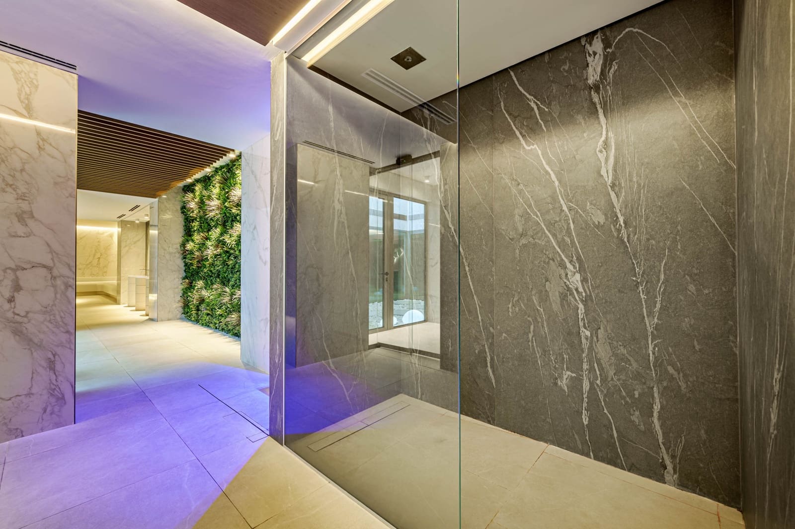 2 soveværelse Lejlighed til salg i Malaga by med swimmingpool garage - € 1.495.000 (Ref: 9494802)