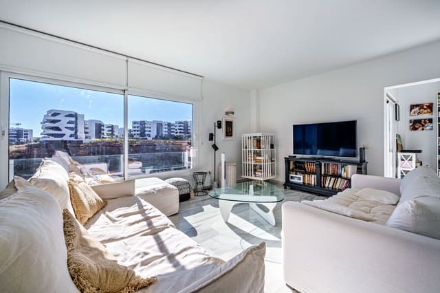 4 soverom Kjedet enebolig til salgs i Benalmádena med svømmebasseng garasje - € 695 000 (Ref: 9494805)