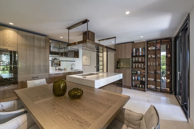 4 slaapkamer Villa te koop in Sotogrande Alto, San Roque met zwembad garage - € 3.500.000 (Ref: 9494806)