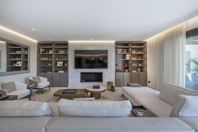 4 soverom Villa til salgs i Sotogrande Alto, San Roque med svømmebasseng garasje - € 3 500 000 (Ref: 9494806)