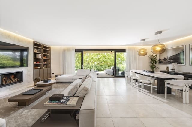 4 makuuhuone Huvila myytävänä paikassa Sotogrande Alto, San Roque mukana uima-altaan 
autotalli - 3 500 000 € (Ref: 9494806)
