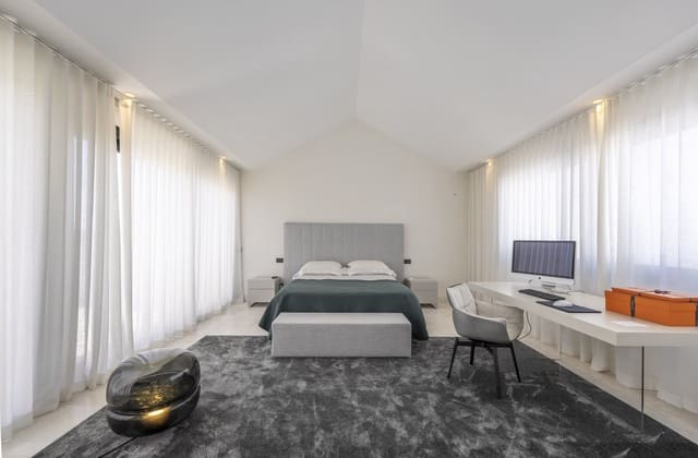 4 makuuhuone Huvila myytävänä paikassa Sotogrande Alto, San Roque mukana uima-altaan 
autotalli - 3 500 000 € (Ref: 9494806)