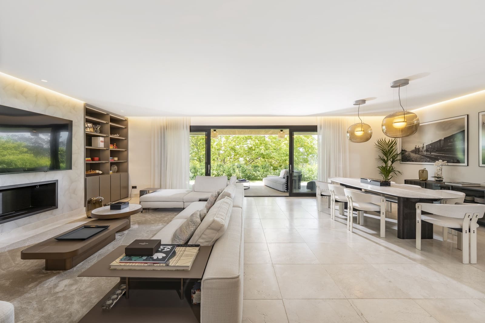 4 soverom Villa til salgs i Sotogrande med svømmebasseng garasje - € 3 500 000 (Ref: 9494806)