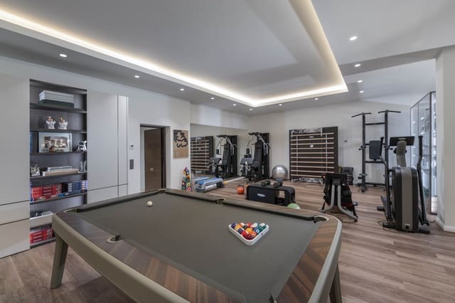 4 makuuhuone Huvila myytävänä paikassa Sotogrande Alto, San Roque mukana uima-altaan 
autotalli - 3 500 000 € (Ref: 9494806)