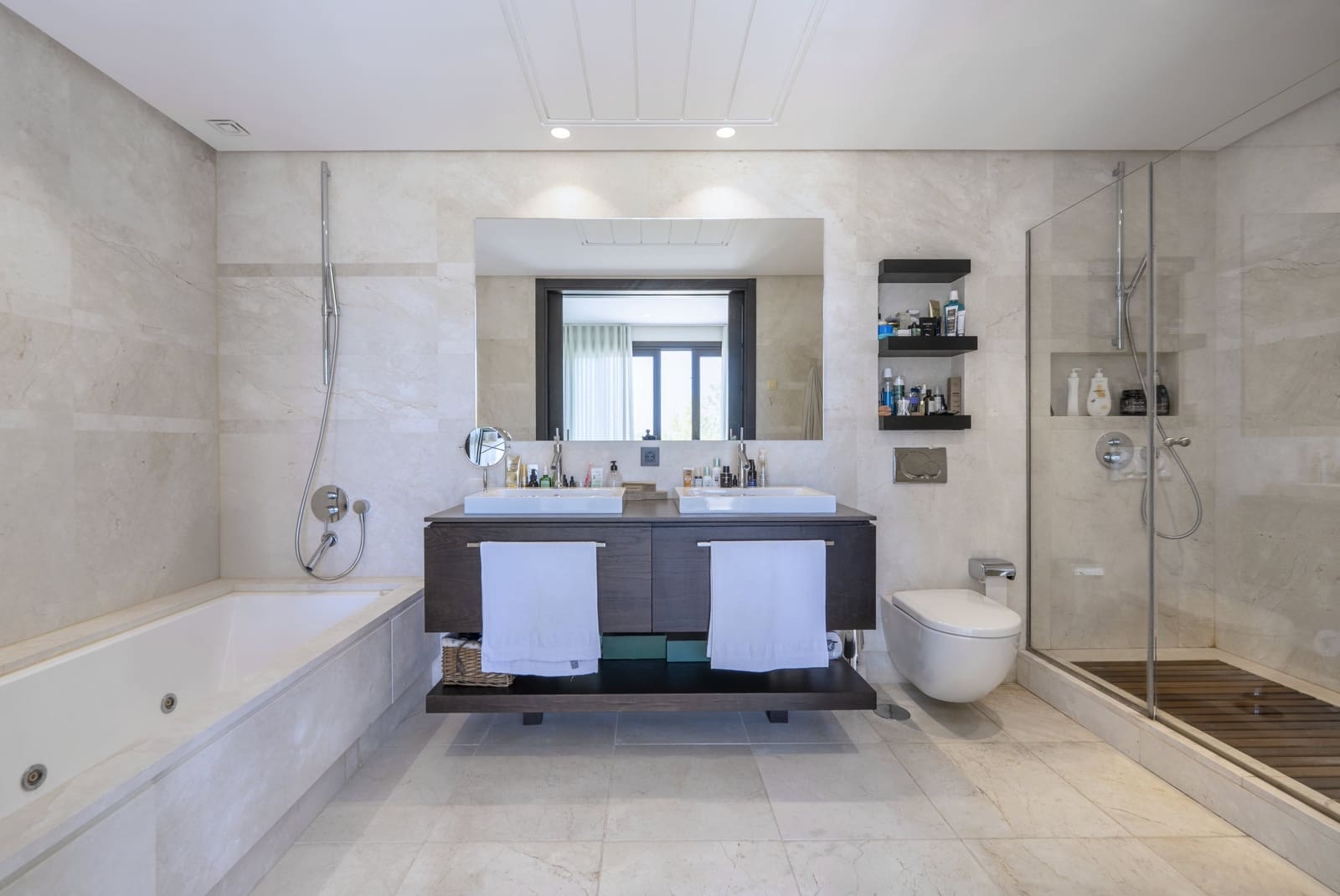 4 soverom Villa til salgs i Sotogrande med svømmebasseng garasje - € 3 500 000 (Ref: 9494806)