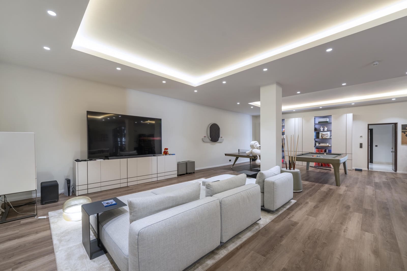 4 soverom Villa til salgs i Sotogrande med svømmebasseng garasje - € 3 500 000 (Ref: 9494806)