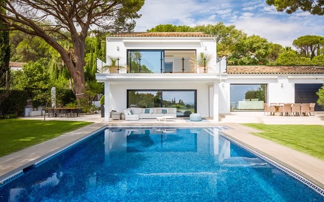 8 quarto Moradia para venda em El Madroñal, Benahavís com piscina garagem - 4 450 000 € (Ref: 9494807)