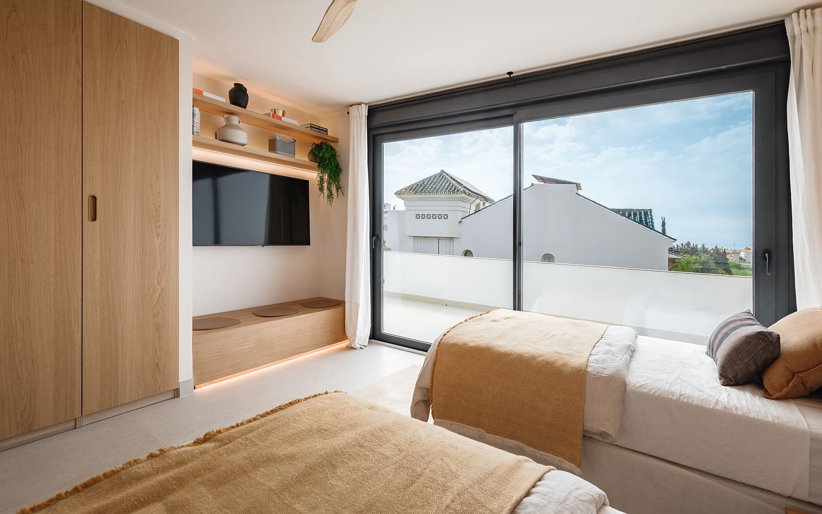 6 soveværelse Villa til salg i Marbella med swimmingpool garage - € 3.995.000 (Ref: 9494808)