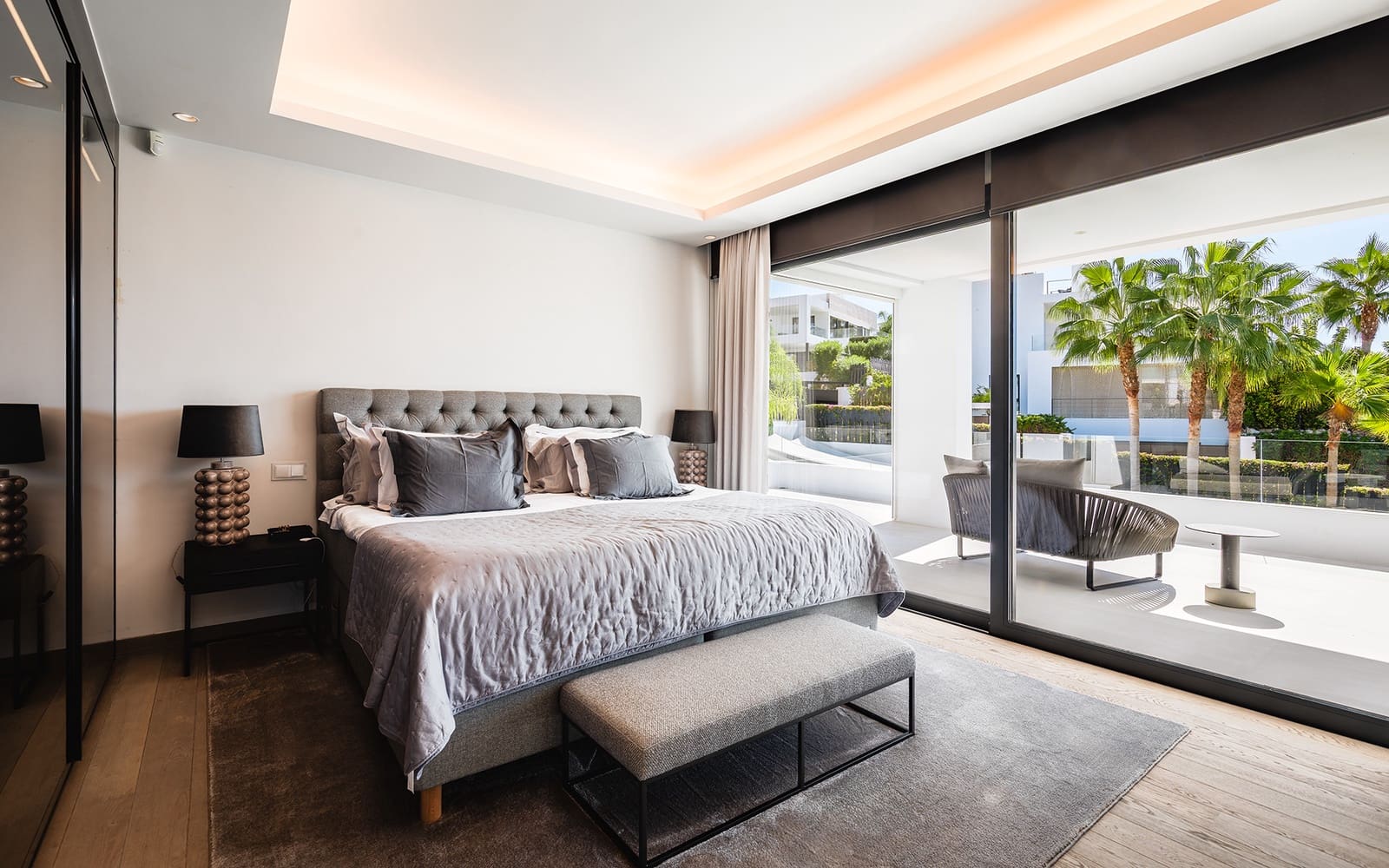7 sypialnia Willa na sprzedaż w Marbella z basenem garażem - 4 200 000 € (Ref: 9494809)