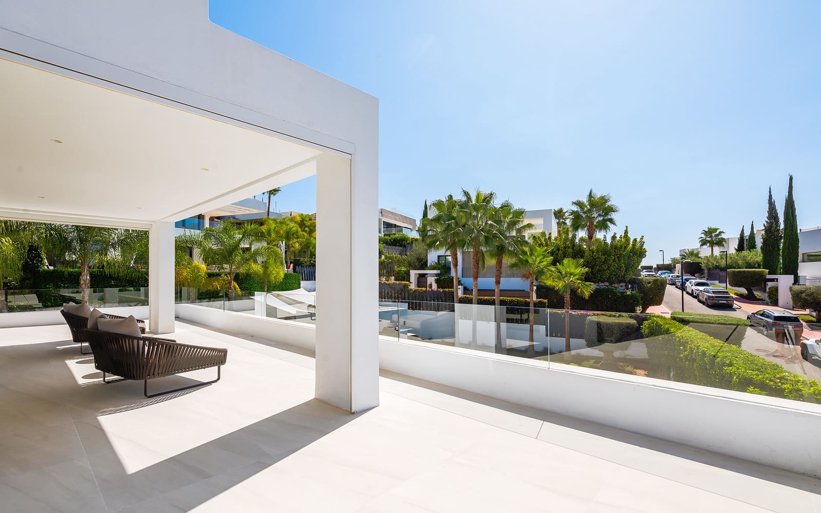 7 sypialnia Willa na sprzedaż w Marbella z basenem garażem - 4 200 000 € (Ref: 9494809)
