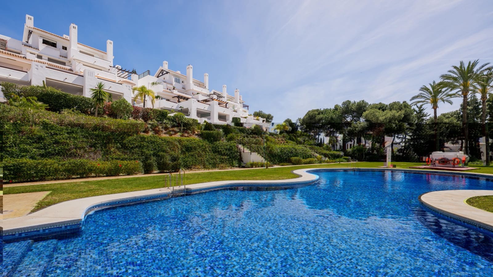 3 soveværelse Lejlighed til salg i Marbella med swimmingpool garage - € 2.450.000 (Ref: 9494811)