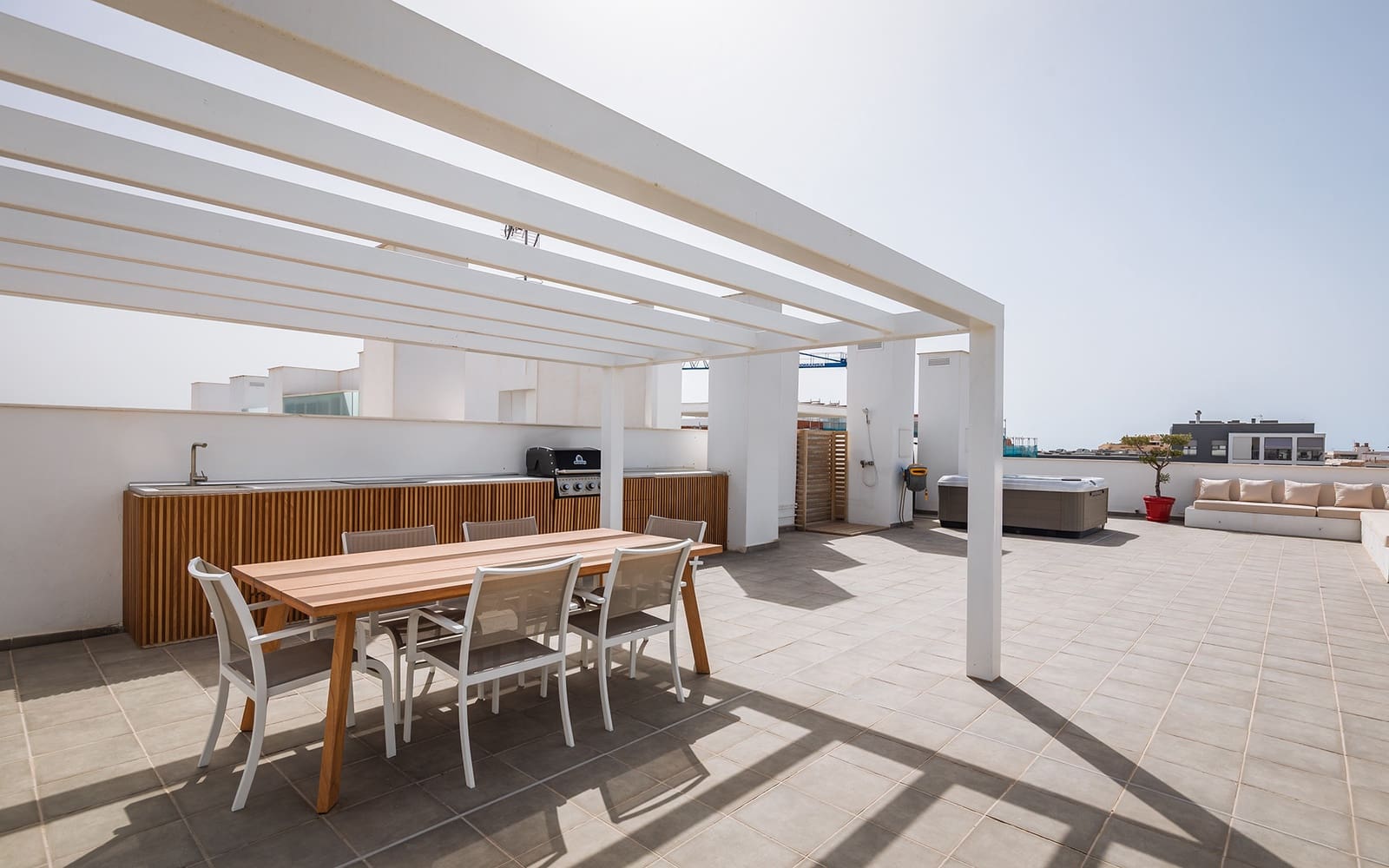 4 sovrum Takvåning till salu i San Pedro de Alcantara med garage - 949 000 € (Ref: 9494813)