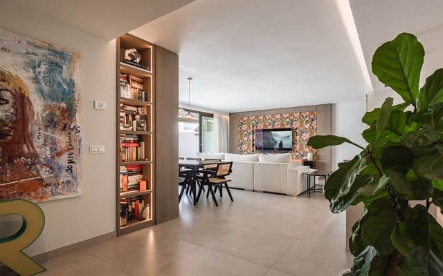 4 slaapkamer Penthouse te koop in San Pedro de Alcantara, Marbella met garage - € 850.000 (Ref: 9494813)