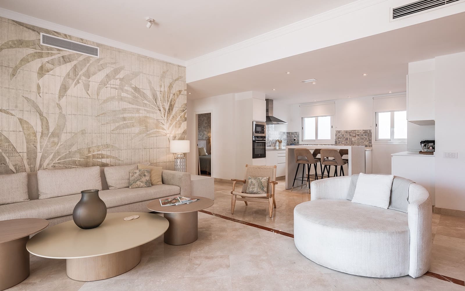 2 bedroom Apartment for sale in Benahavis with pool garage - € 450,000 (Ref: 9494824)