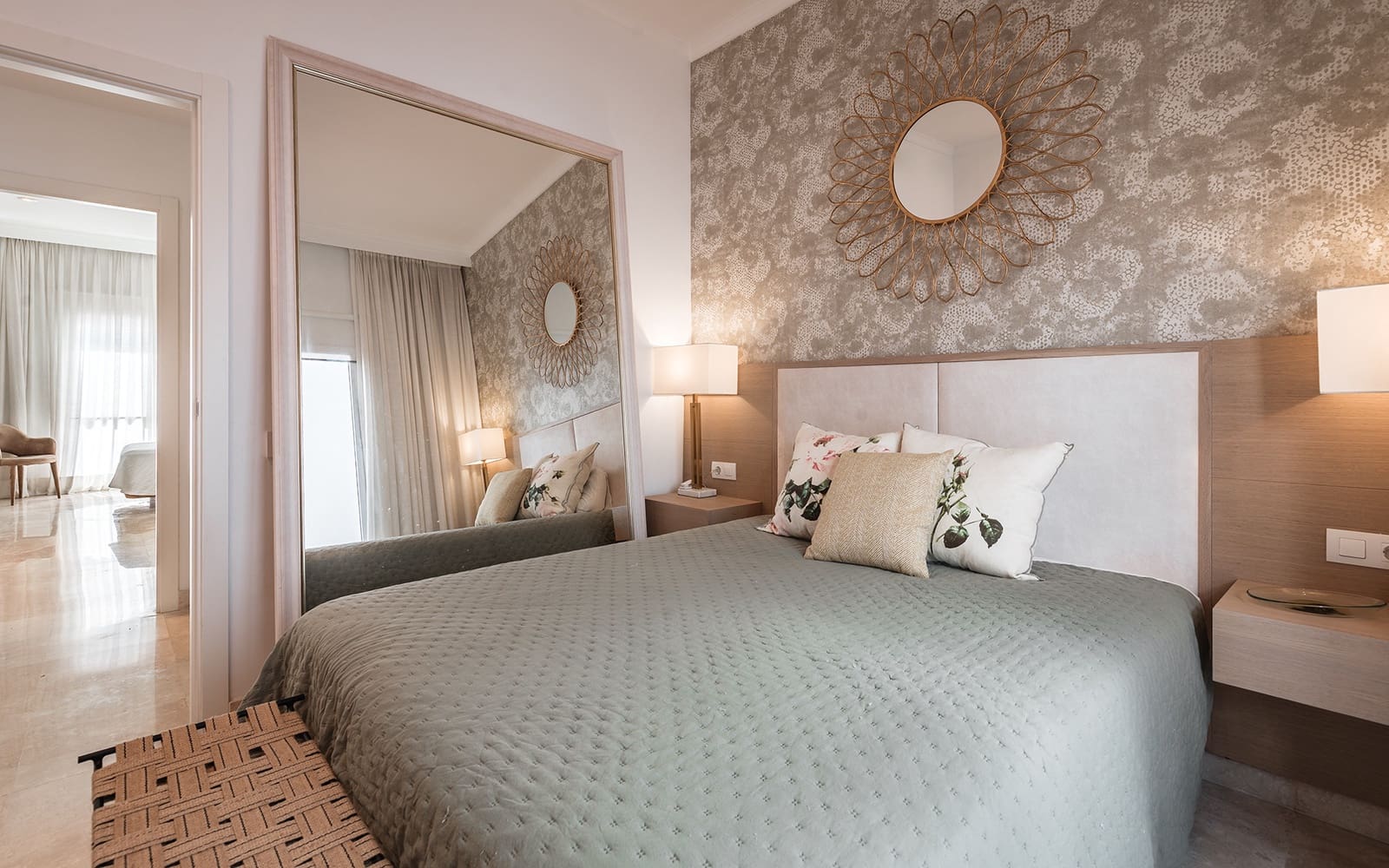 2 bedroom Apartment for sale in Benahavis with pool garage - € 450,000 (Ref: 9494824)