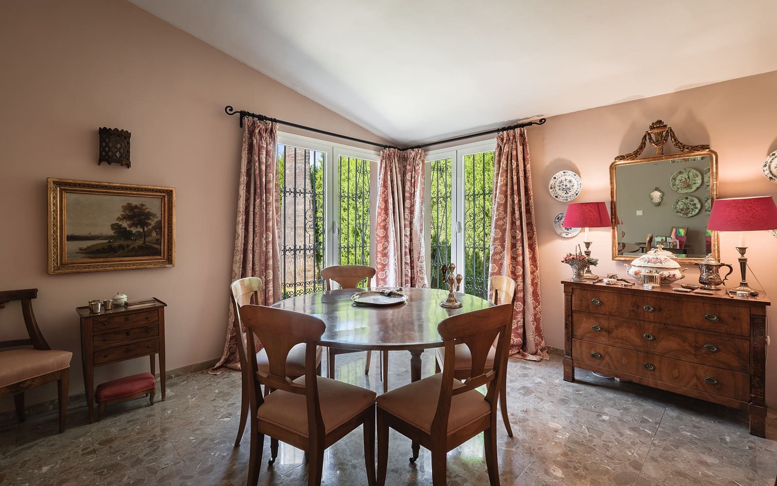 4 Zimmer Villa zu verkaufen in Benahavis mit Pool Garage - 3.900.000 € (Ref: 9494825)