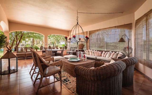 4 Zimmer Villa zu verkaufen in Benahavís mit Pool Garage - 3.900.000 € (Ref: 9494825)