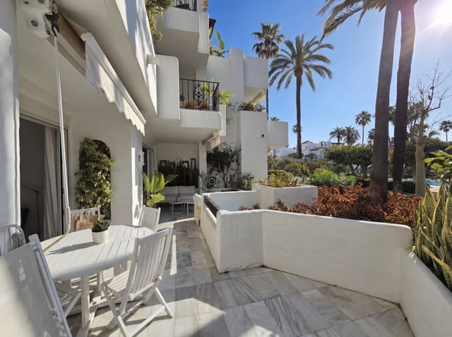 2 soveværelse Lejlighed til salg i Estepona med swimmingpool garage - € 1.140.000 (Ref: 9494826)