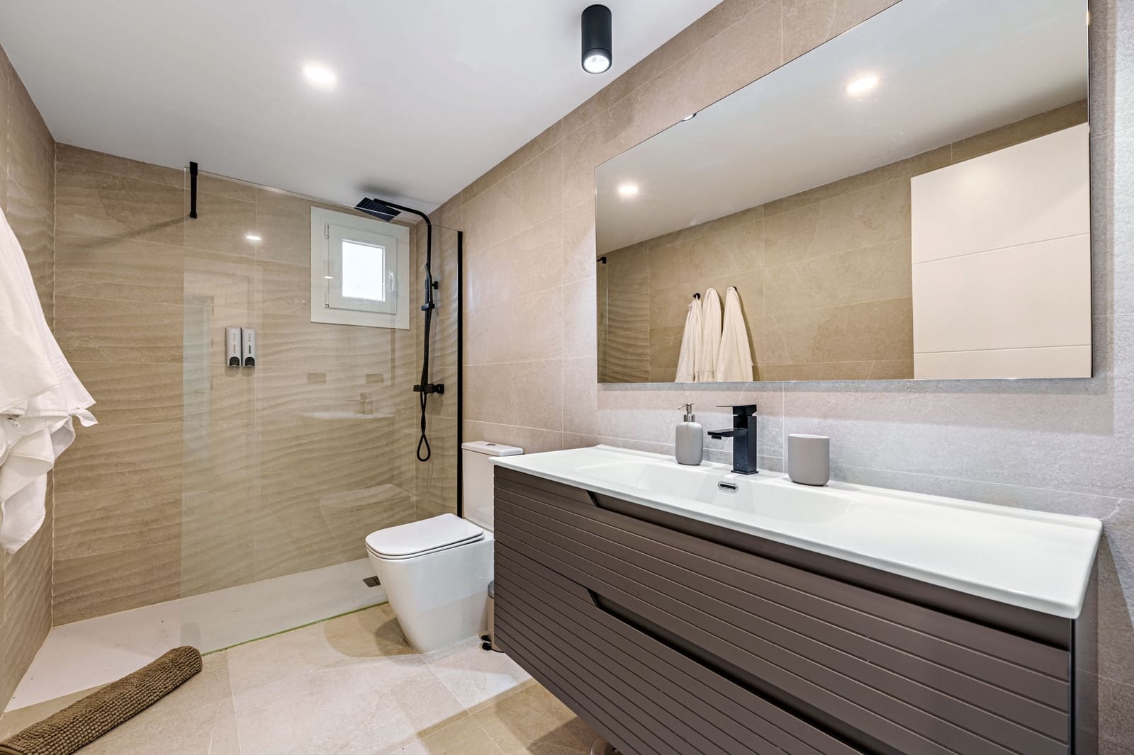 3 chambre Appartement à vendre à Marbella avec piscine garage - 650 000 € (Ref: 9494827)