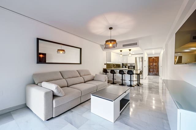 3 chambre Appartement à vendre à Marbella avec piscine garage - 650 000 € (Ref: 9494827)