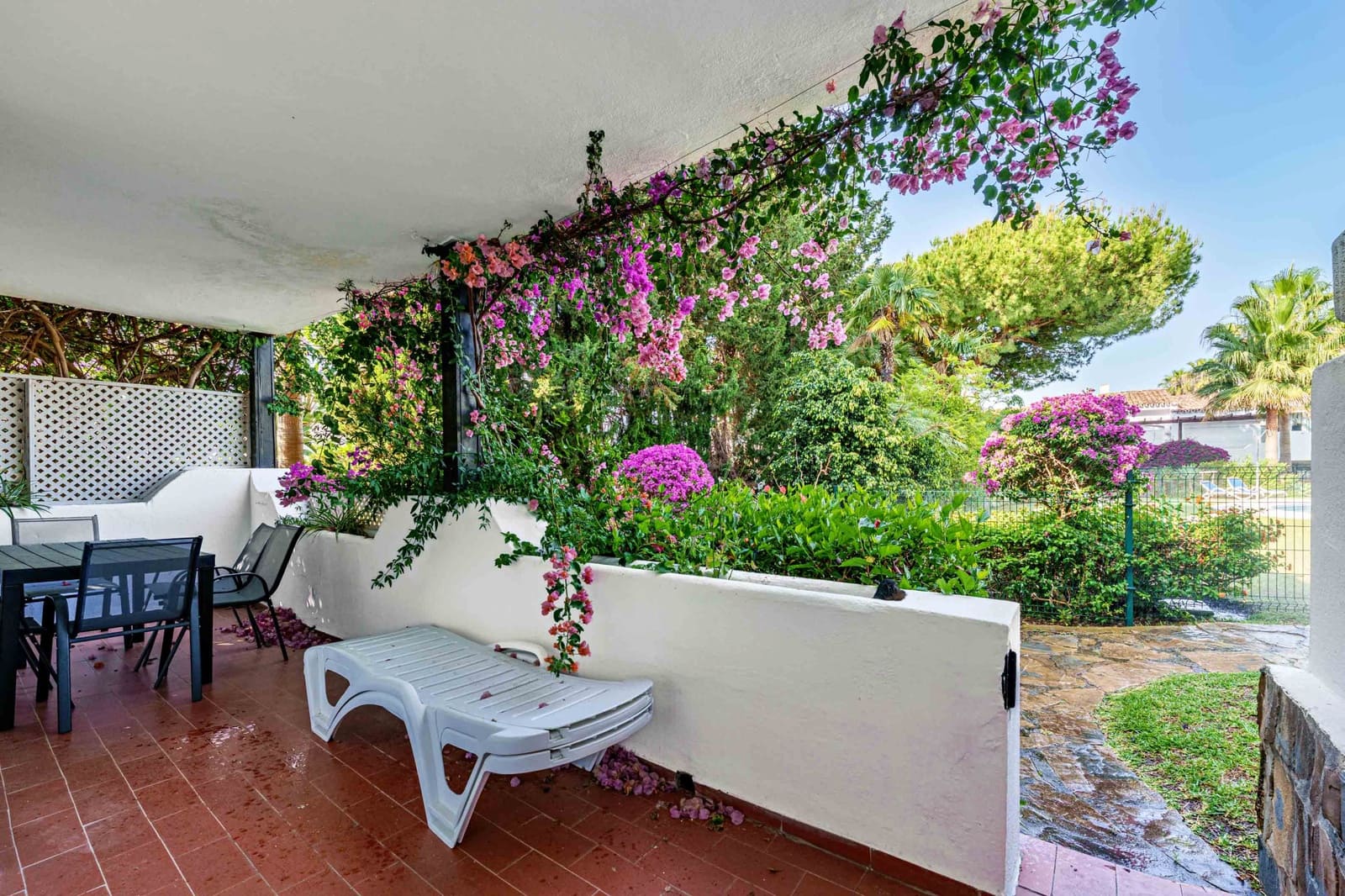 3 chambre Appartement à vendre à Marbella avec piscine garage - 650 000 € (Ref: 9494827)