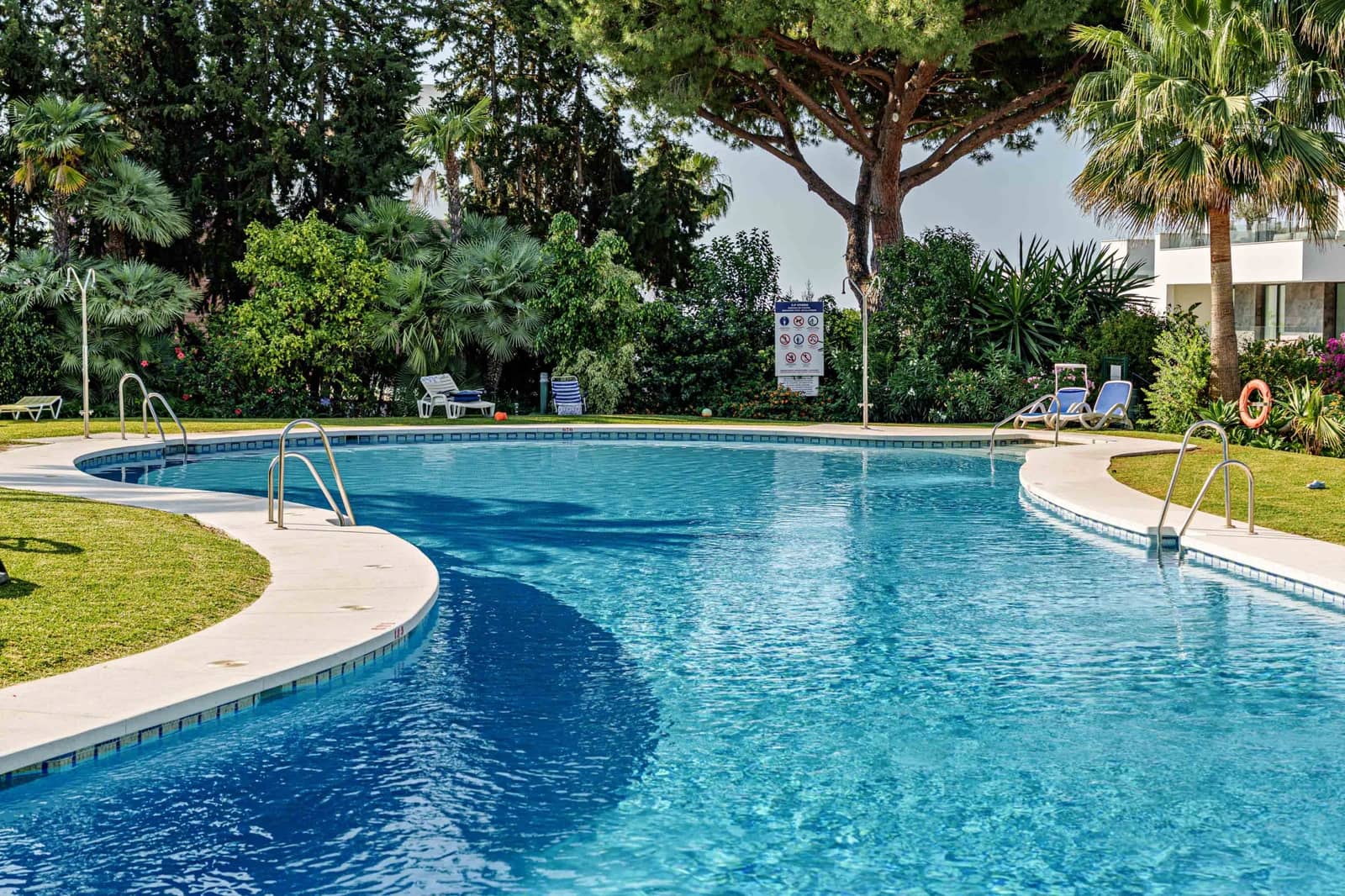 3 chambre Appartement à vendre à Marbella avec piscine garage - 650 000 € (Ref: 9494827)