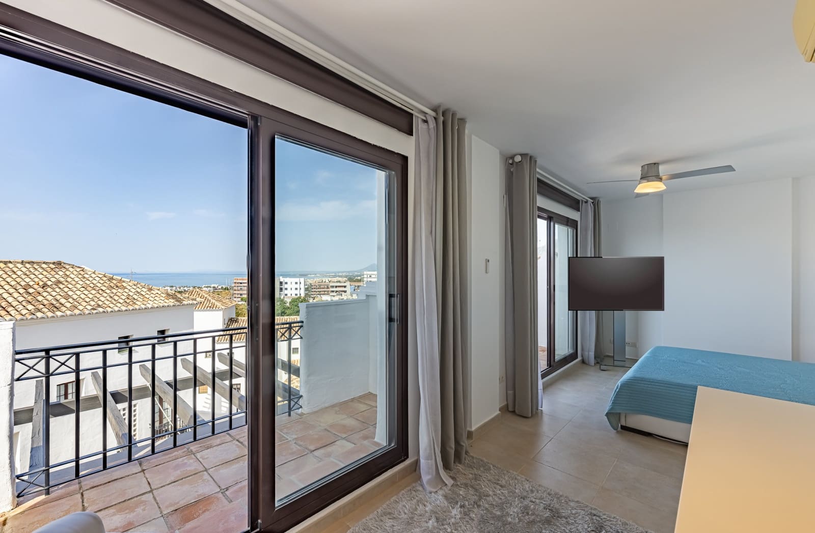 4 soverom Leilighet til salgs i Marbella med svømmebasseng garasje - € 795 000 (Ref: 9494828)