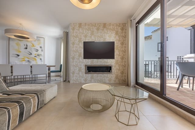 4 soverom Leilighet til salgs i Marbella med svømmebasseng garasje - € 795 000 (Ref: 9494828)