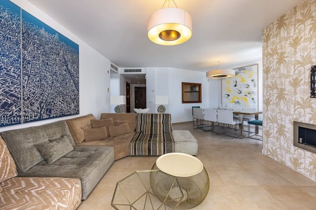 4 soverom Leilighet til salgs i Marbella med svømmebasseng garasje - € 795 000 (Ref: 9494828)