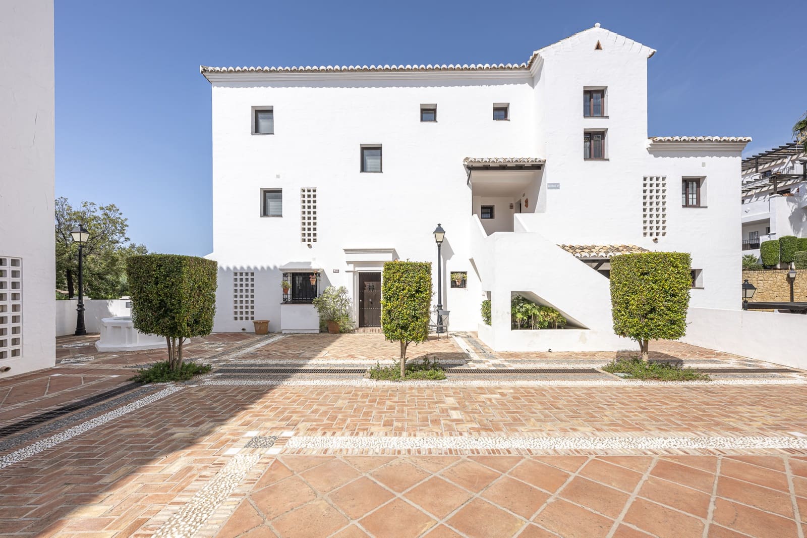 4 soverom Leilighet til salgs i Marbella med svømmebasseng garasje - € 795 000 (Ref: 9494828)