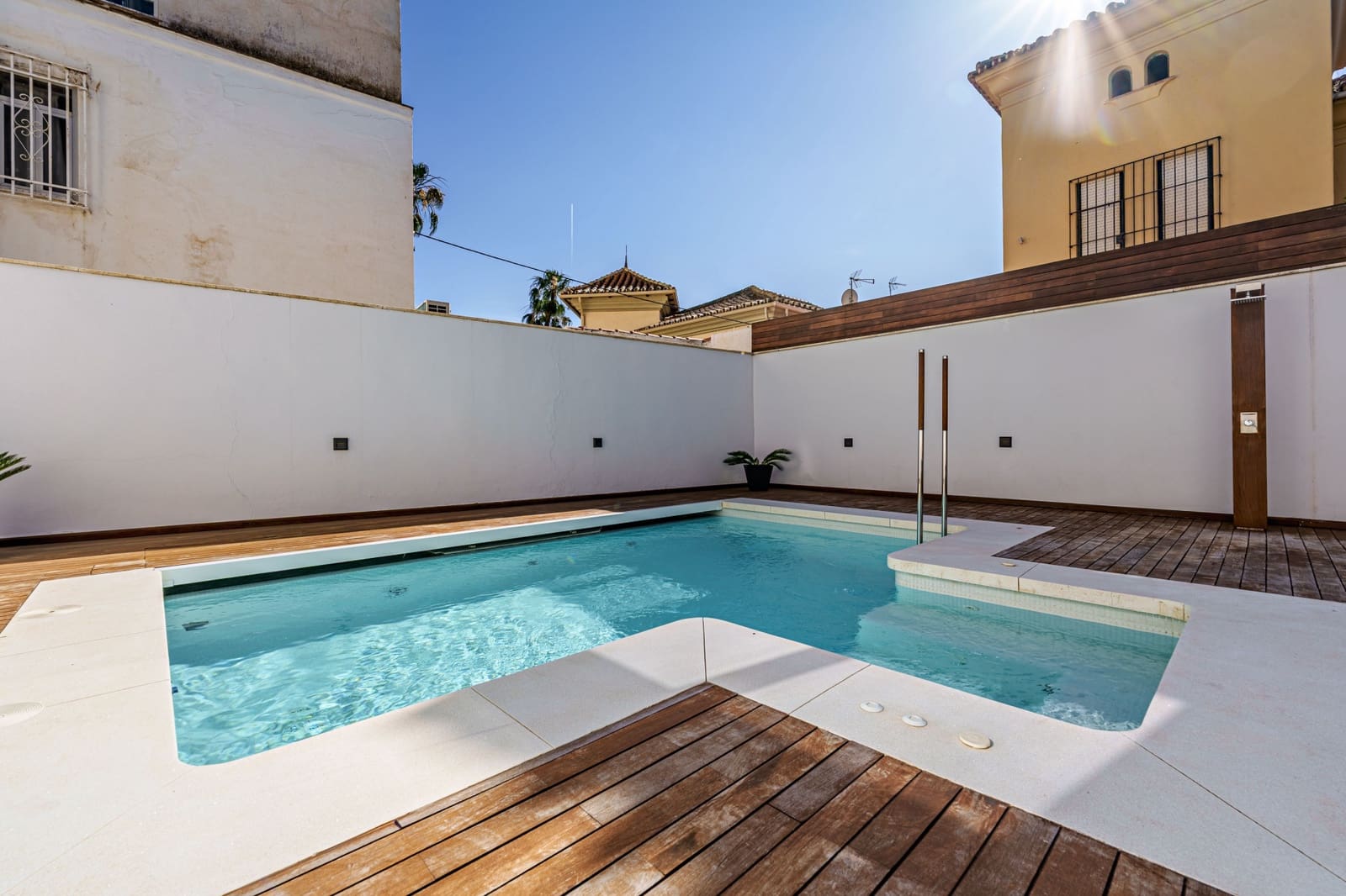 8 slaapkamer Villa te koop in Malaga stad met zwembad garage - € 5.250.000 (Ref: 9494829)