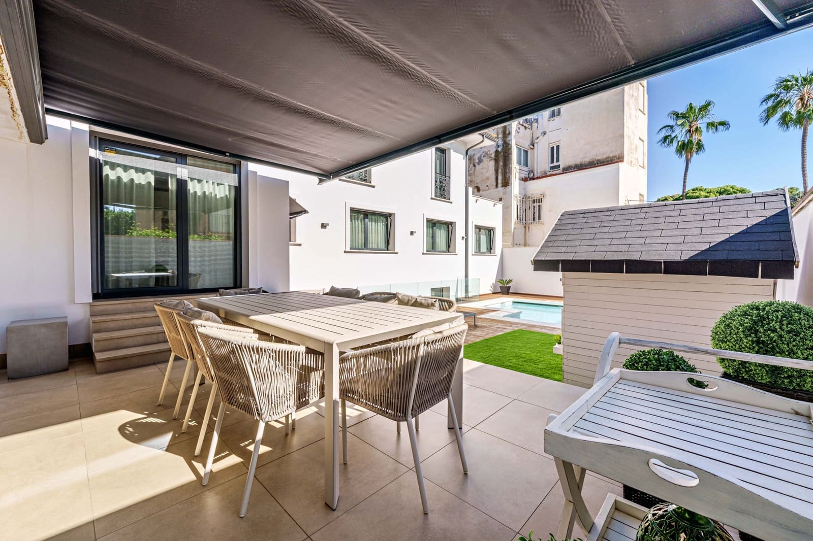 8 slaapkamer Villa te koop in Malaga stad met zwembad garage - € 5.250.000 (Ref: 9494829)