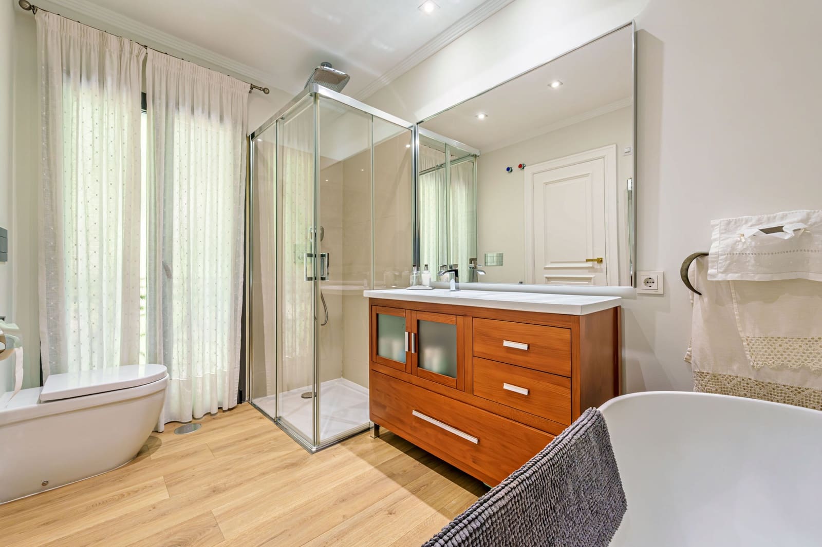 8 sypialnia Willa na sprzedaż w Miasto Malaga z basenem garażem - 5 250 000 € (Ref: 9494829)