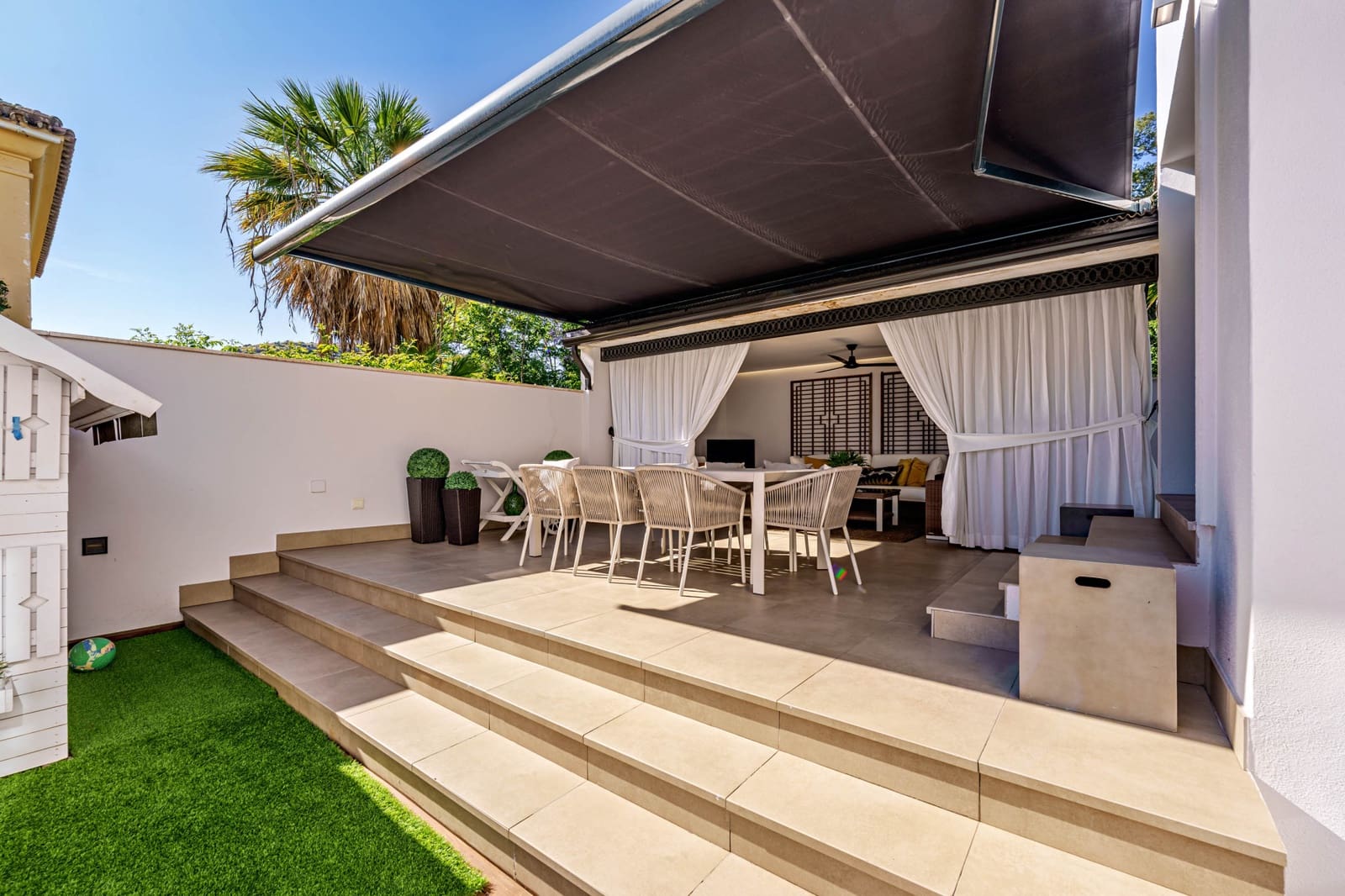 8 sypialnia Willa na sprzedaż w Miasto Malaga z basenem garażem - 5 250 000 € (Ref: 9494829)