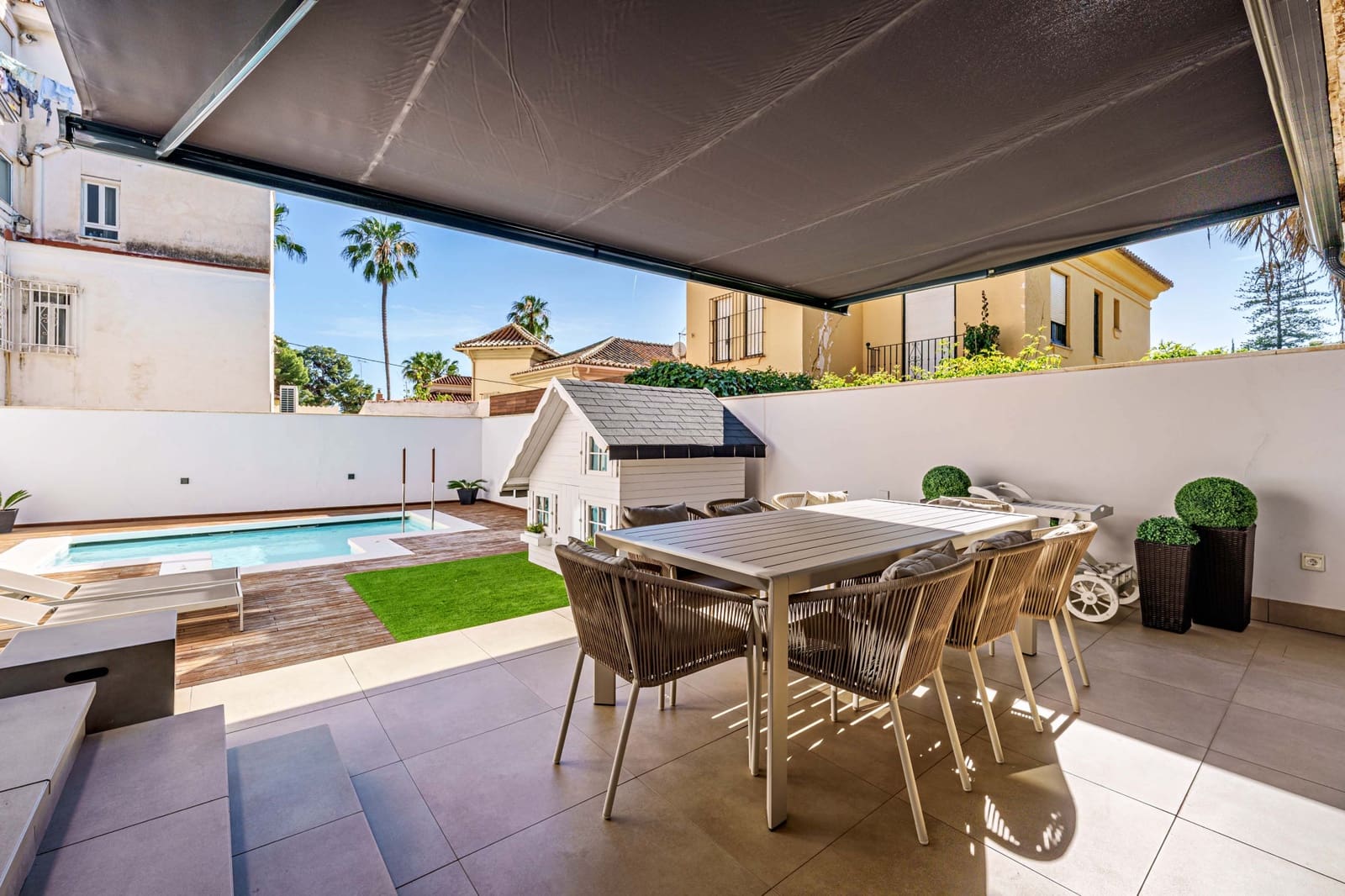 8 sypialnia Willa na sprzedaż w Miasto Malaga z basenem garażem - 5 250 000 € (Ref: 9494829)