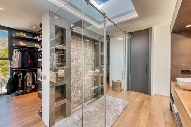 6 slaapkamer Villa te koop in Marbella met zwembad garage - € 6.850.000 (Ref: 9494830)