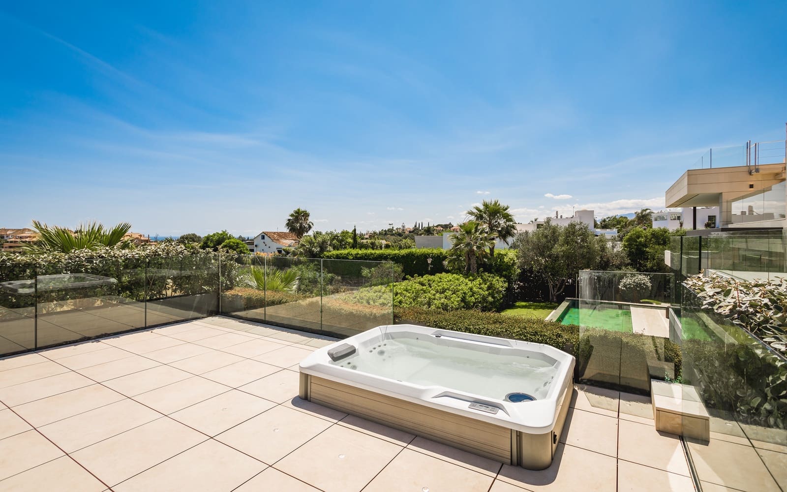 6 quarto Moradia para venda em Marbella com piscina garagem - 6 850 000 € (Ref: 9494830)