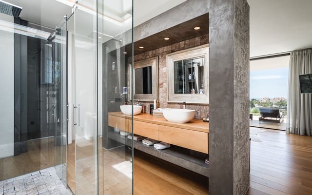 6 quarto Moradia para venda em Marbella com piscina garagem - 6 850 000 € (Ref: 9494830)