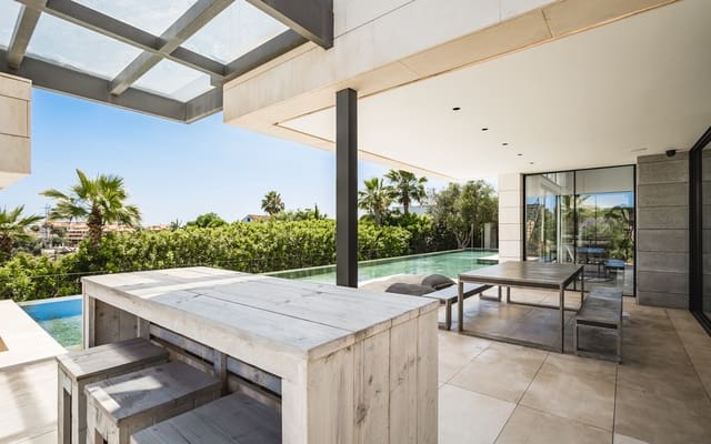 6 quarto Moradia para venda em Marbella com piscina garagem - 6 850 000 € (Ref: 9494830)