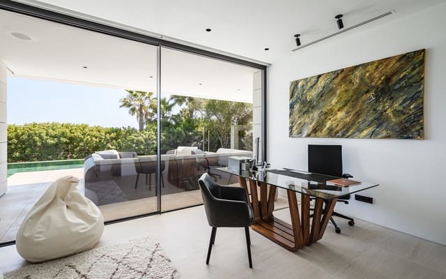 6 quarto Moradia para venda em Marbella com piscina garagem - 6 850 000 € (Ref: 9494830)