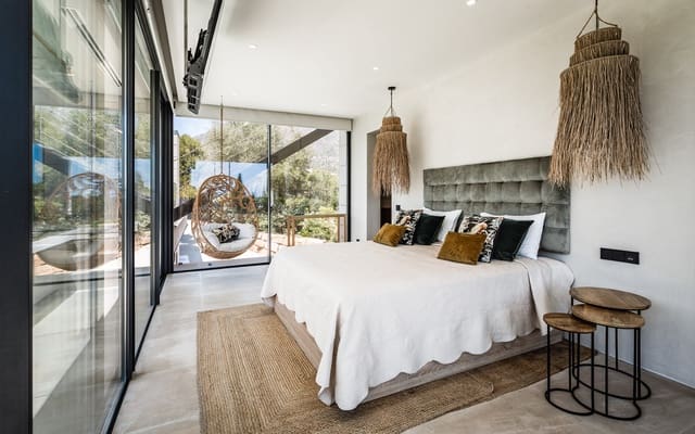 6 quarto Moradia para venda em Marbella com piscina garagem - 6 850 000 € (Ref: 9494830)